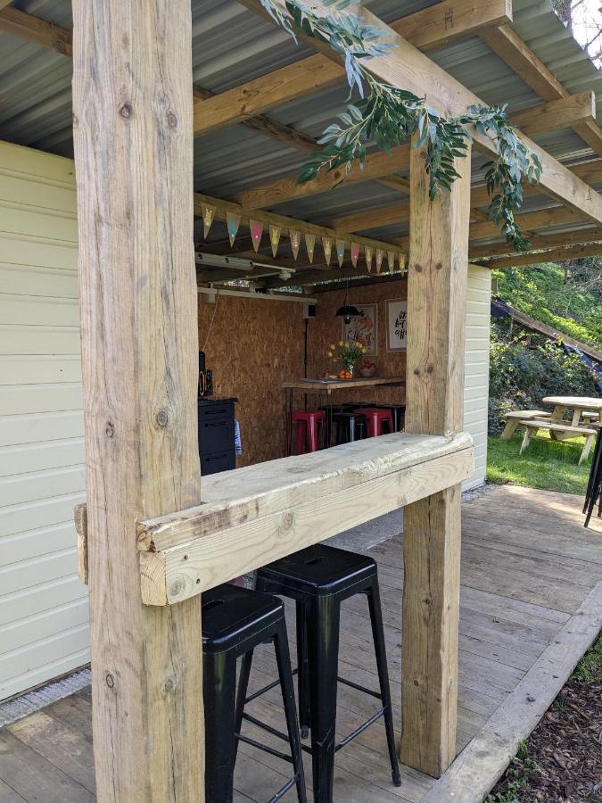 Wild Retreats 'glamping Pods And Tents' Campingplatz *
