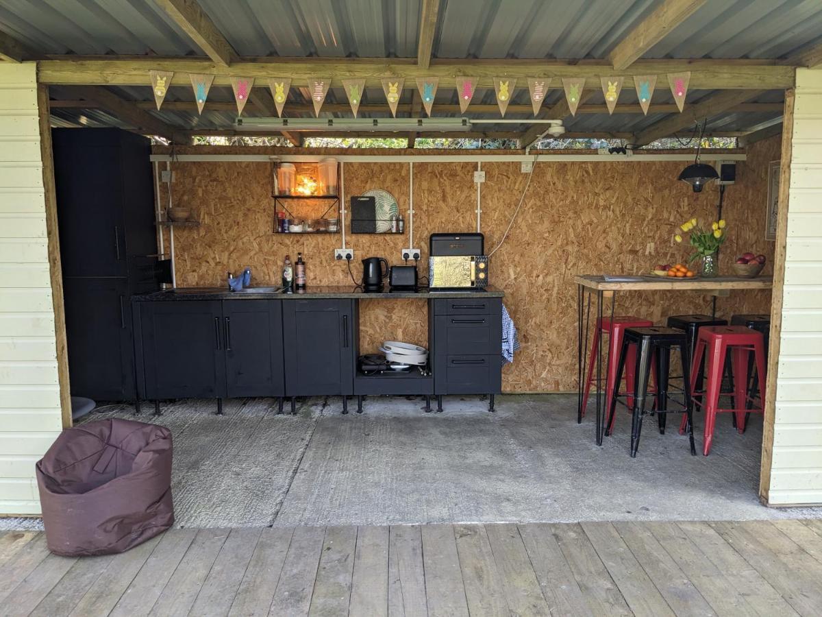 Campingplatz Wild Retreats 'glamping Pods And Tents' Wrexham